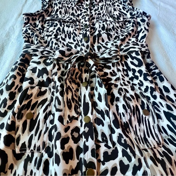 Calvin Klein Animal Print Sleeveless Belted Snap Front Dress Women’s Size 12 - Picture 7 of 13
